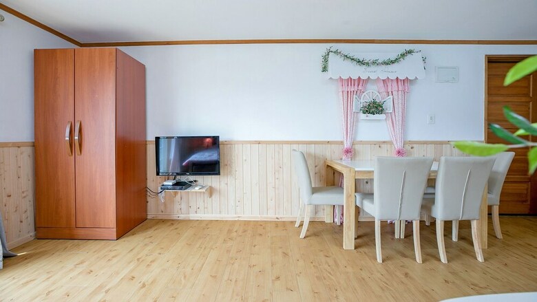Secret Garden Pension