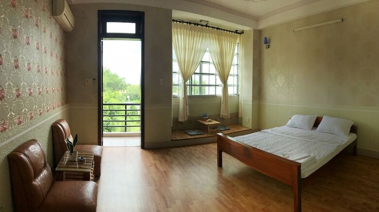 Hotel Mekong Land