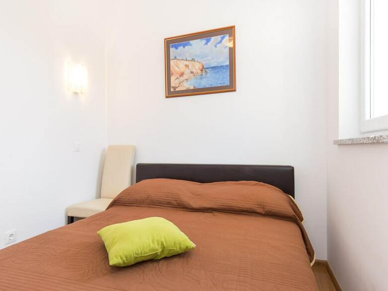 Apartments Josip Near The Beach