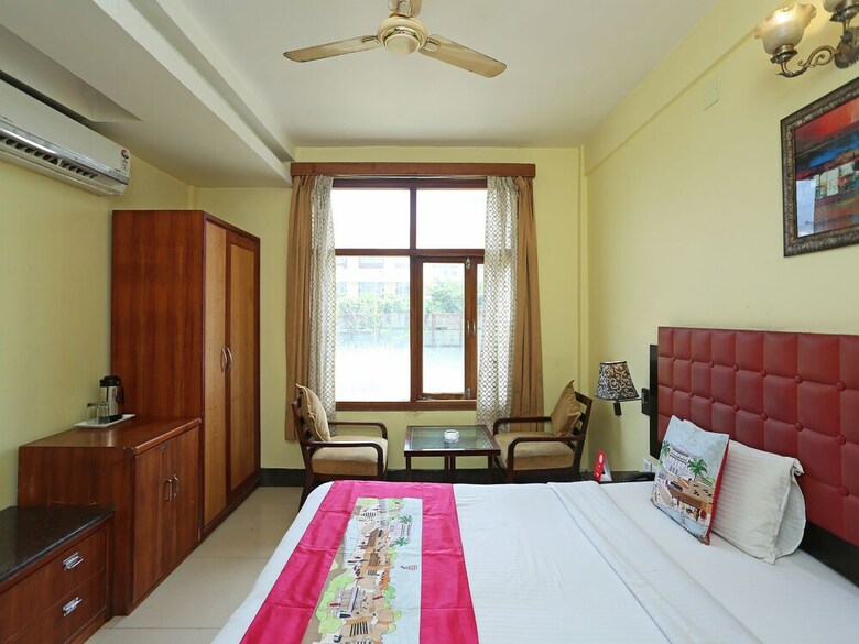 Hotel Oyo 1463 Surya Beach Inn