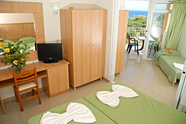 Admiral Hotel ? All Inclusive