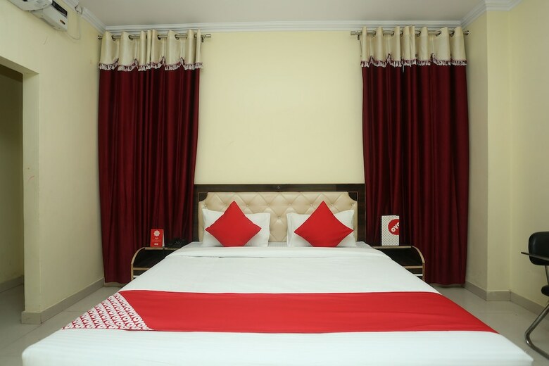 Hotel Oyo 16995 Sr Blessings