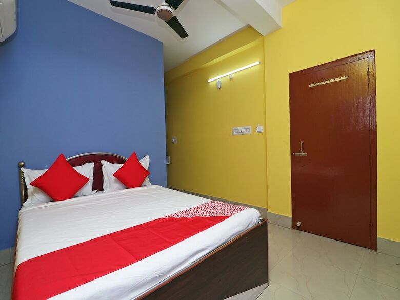 Hotel Oyo 16496 Trinayani Atithi Niwas