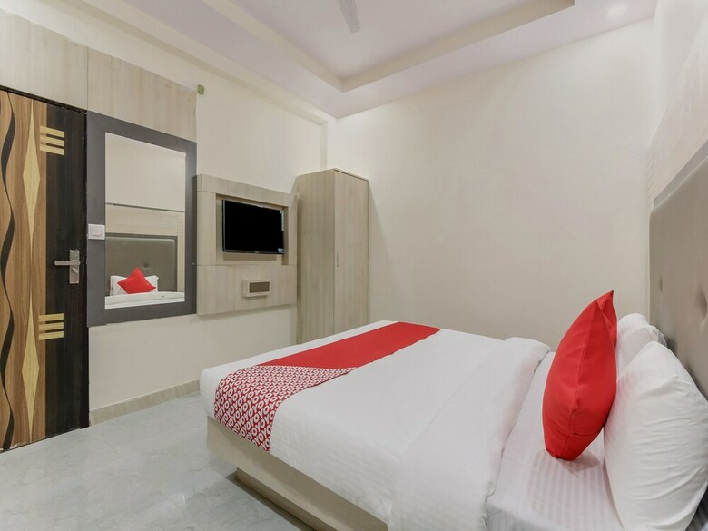 Hotel Oyo 22927 M-stays