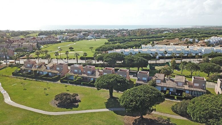 Apartamentos Casa Dos Plantas Golf Zona Ocio