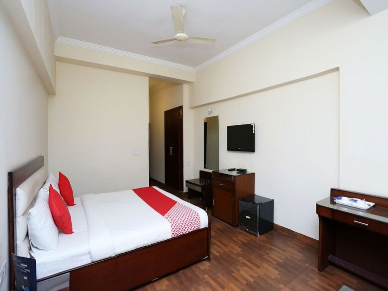Hotel Oyo 19567 Shimla Resort
