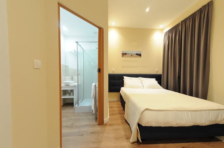 Hotel Naya - Downtown Guesthouse