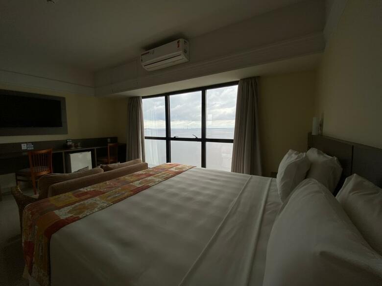 Tropical Executive Hotel