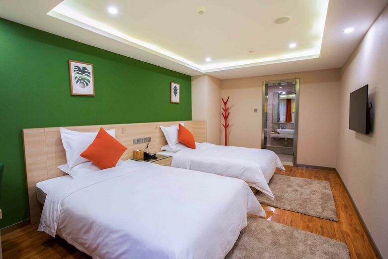 Sucha Hotel Xian Bell Tower Huimin St
