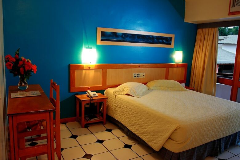 Porto Das Naus Praia Hotel
