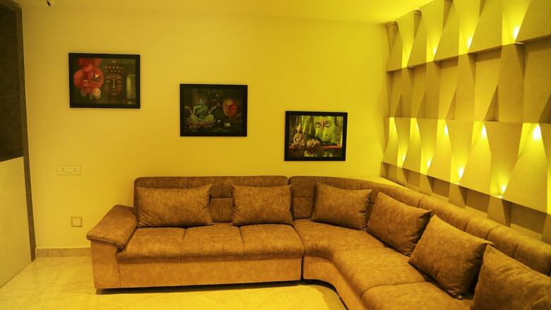 Hotel Kek Grand Park