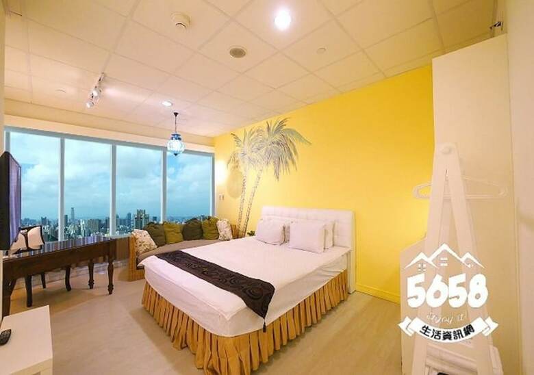 85 Eagle Hotel