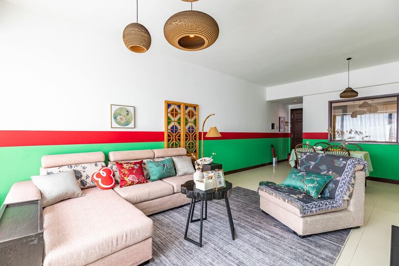 Locals Boutique Apartment  Huafa  No.4
