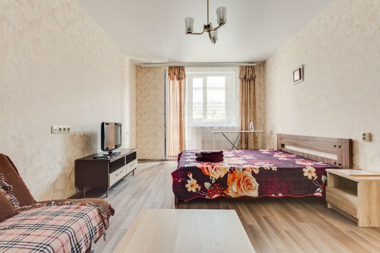 Apartment On Novomaryinskaya