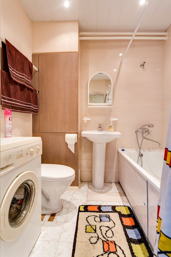 Apartment On Novomaryinskaya