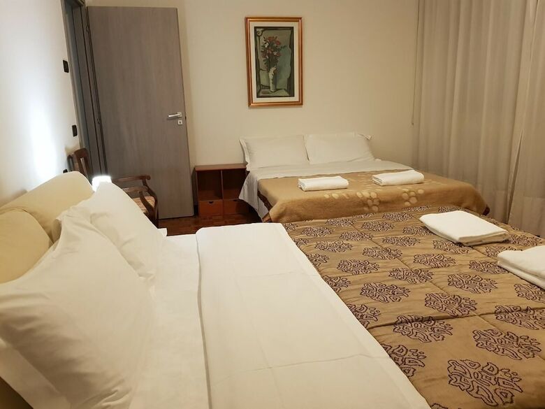 Hotel Rosa Garden B&B