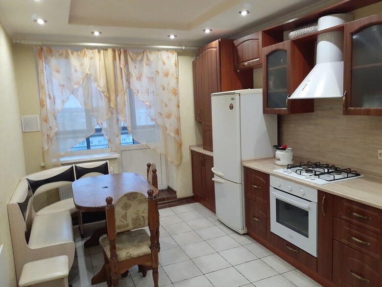Apartment On Vokzalnaya 77-31
