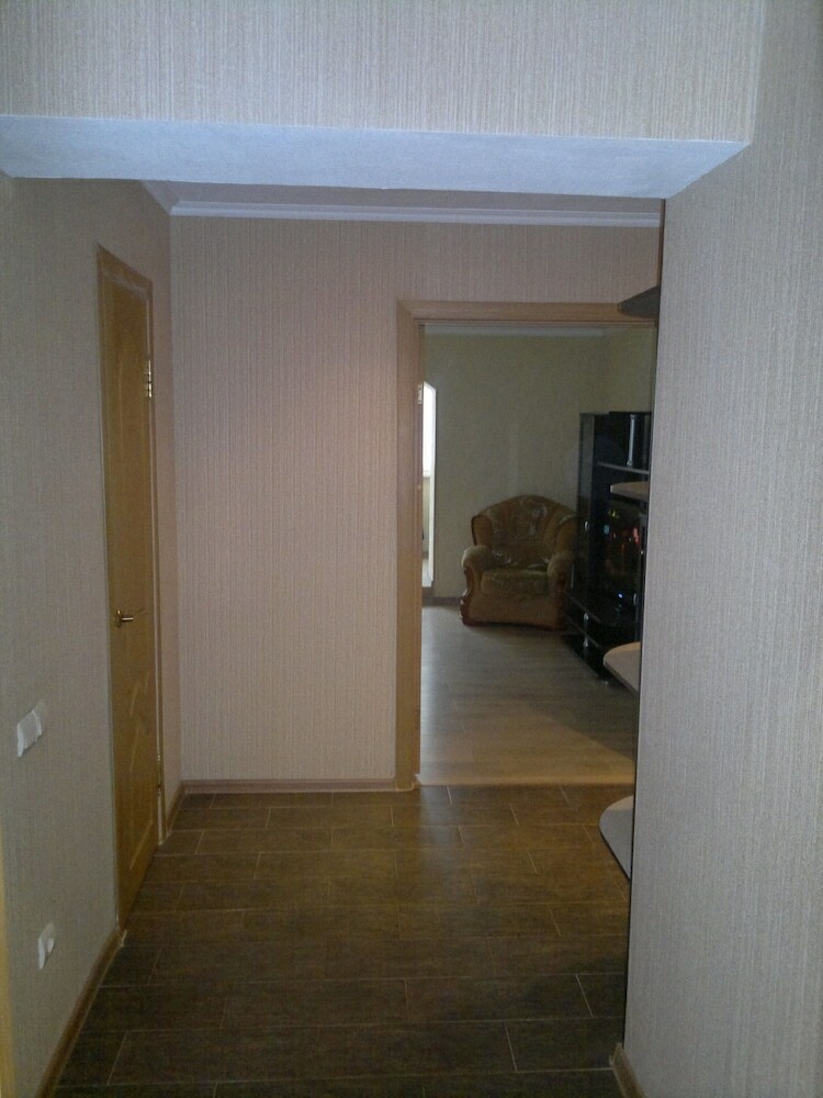 Apartment On Vokzalnaya 77-31