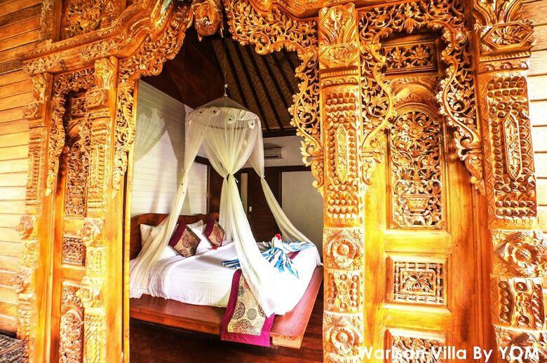 Bed & Breakfast Warisan Villa By Yom