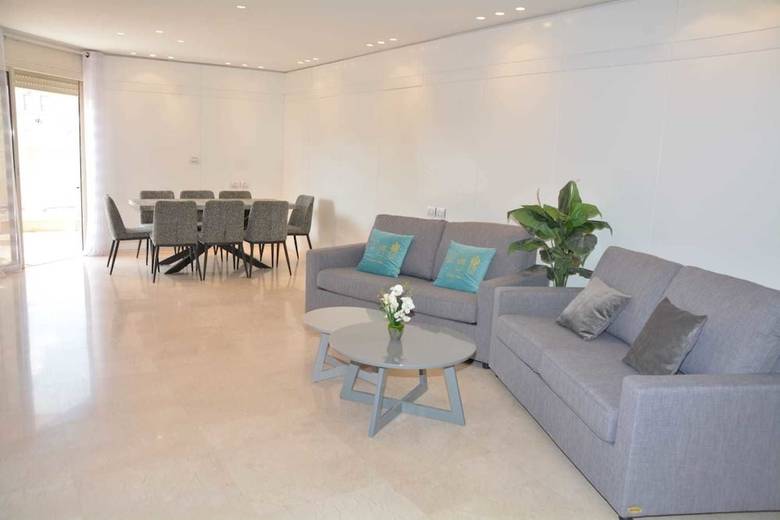 Apartamento Renovated White 3bd Next To Beach - Pool