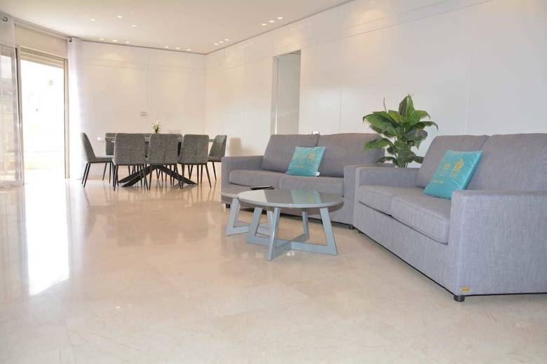 Apartamento Renovated White 3bd Next To Beach - Pool