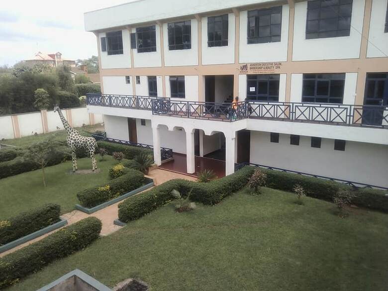 Hotel Levilla Gardens Resort & Spa