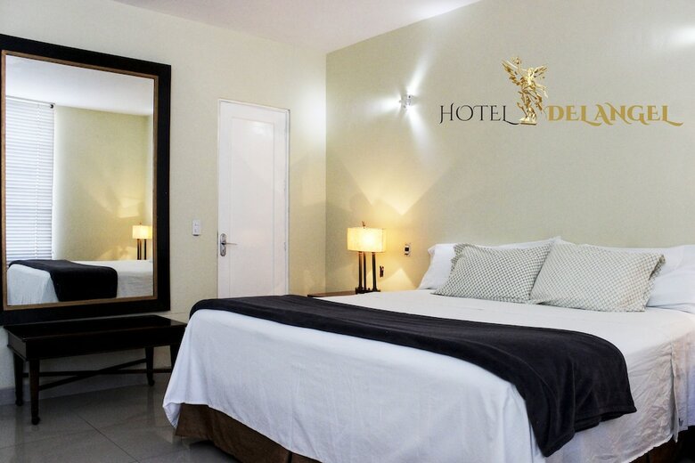Hotel Del Angel