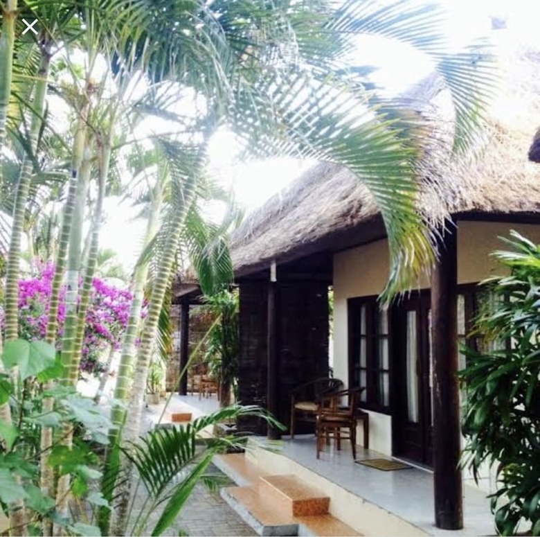 Hotel Romeo Beachfront Bungalow