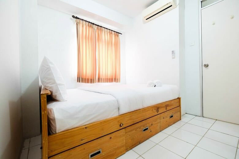 Classic 2br Apartment Gading Nias Residence