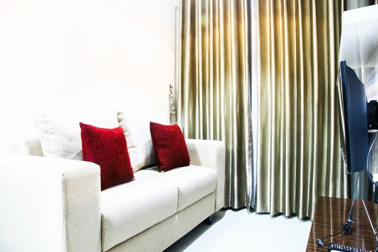 Luxury 1br With Study Room The Oasis Apartment