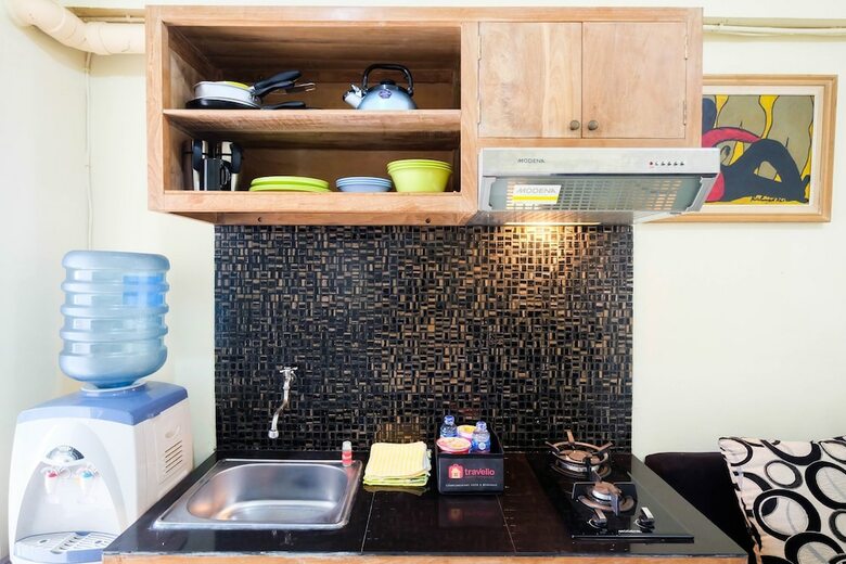 Homey 2br @green Pramuka Apartment