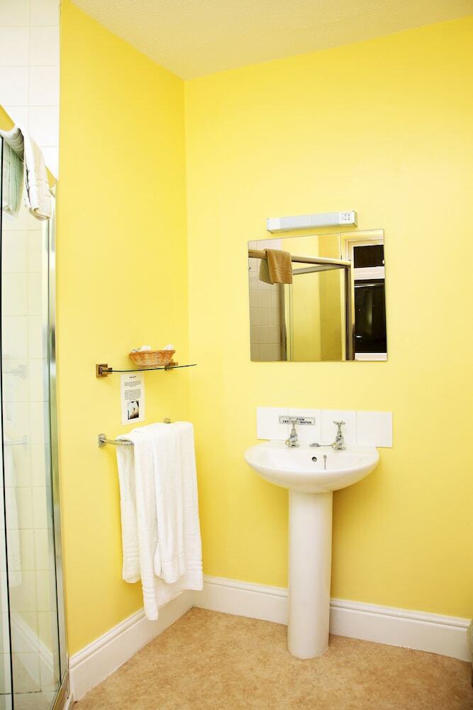 Columbia Hotel & Restaurant