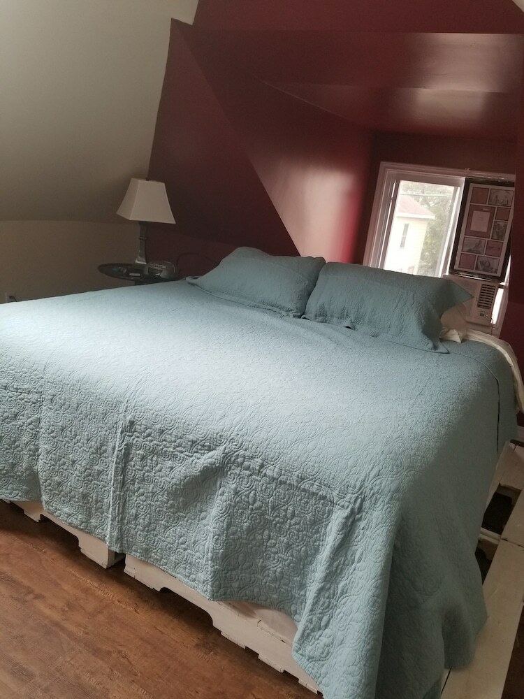 Perfect For Couples Home Away From Home