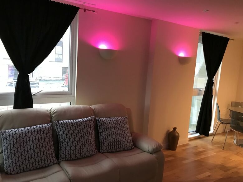 Chelmsford Service Apartment