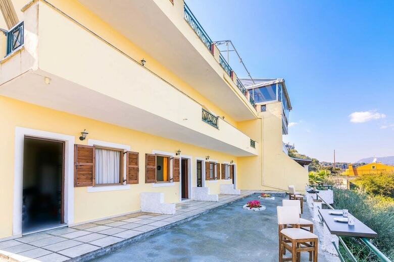Apartamentos Kommeno Seaside Studios By Konnect