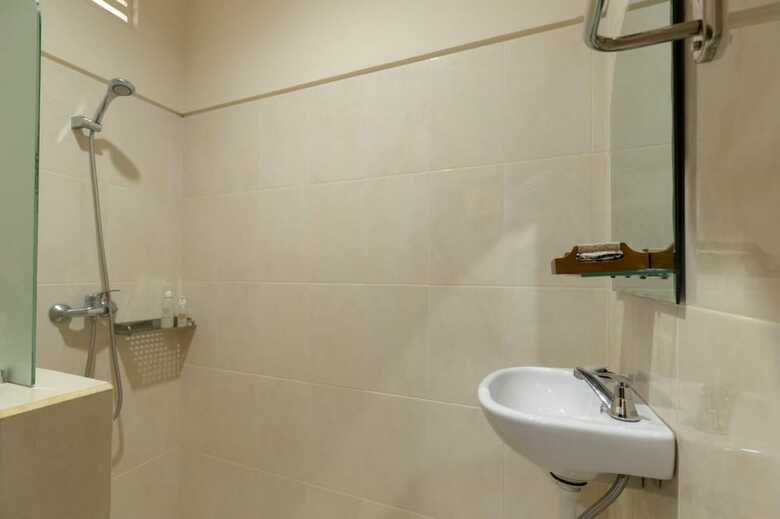 Bed & Breakfast Adil Villa And Resort