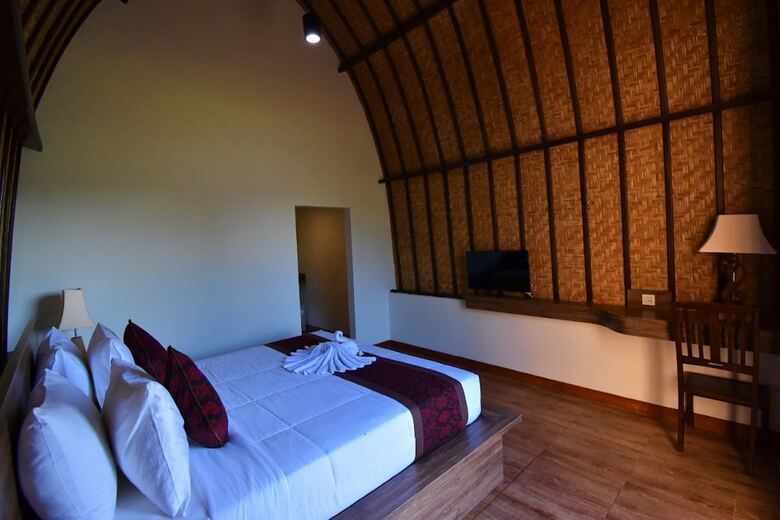 Bed & Breakfast Adil Villa And Resort