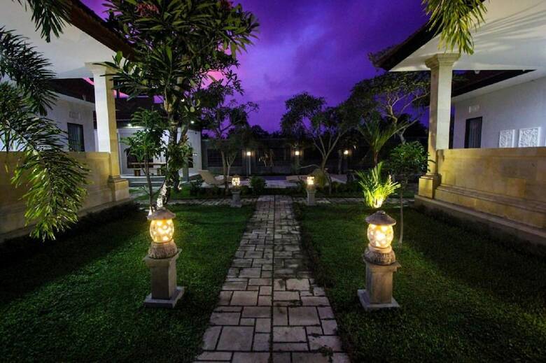Bed & Breakfast Adil Villa And Resort