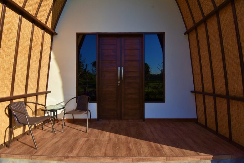 Bed & Breakfast Adil Villa And Resort