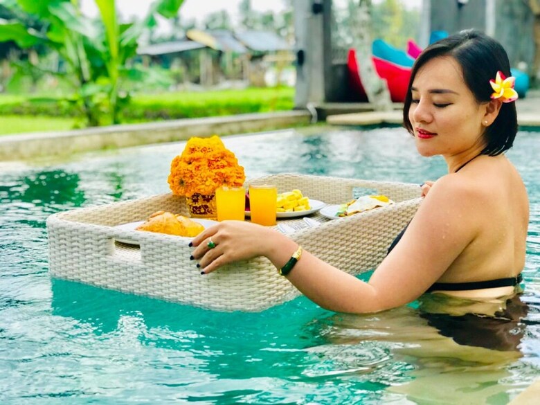 Bed & Breakfast Adil Villa And Resort