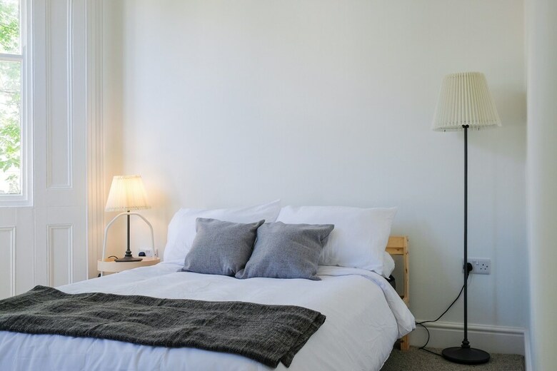 2 Bedroom Central Brighton Apartment