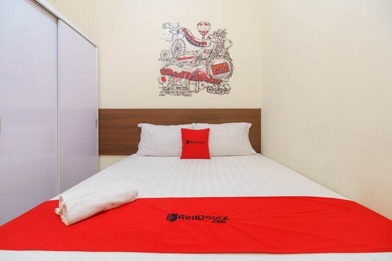 Hotel Reddoorz @ Tanjung Duren