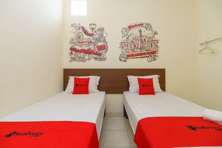 Hotel Reddoorz @ Tanjung Duren