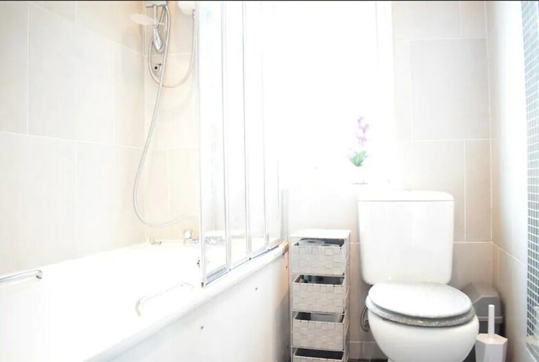 Spacious 2 Bedroom Apartment In Trendy Dalston