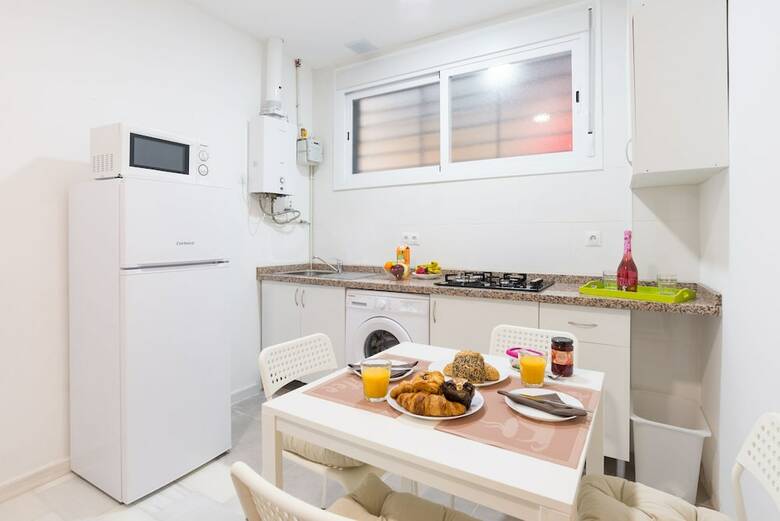 Hostal Ol� Hostels Malaga Zambrano