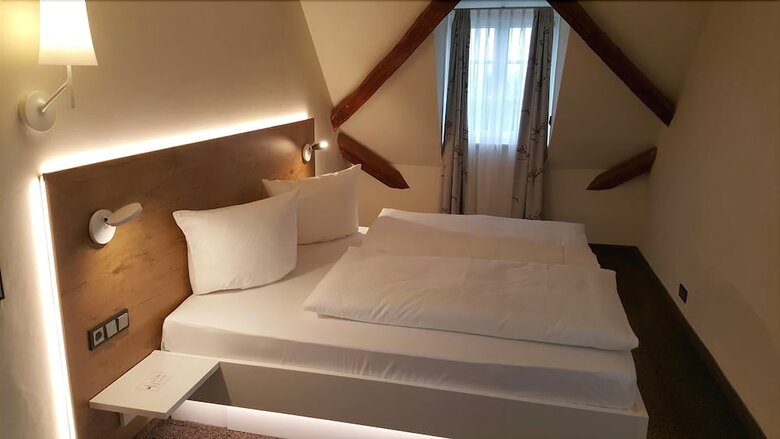 Hotel J�gerhaus Esslingen