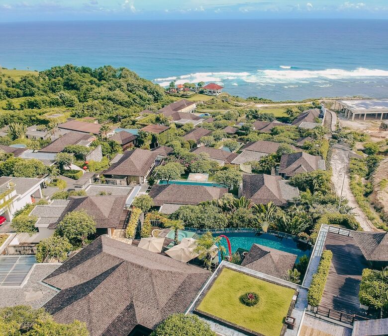 Luxury Clifftop Villas Of Bali