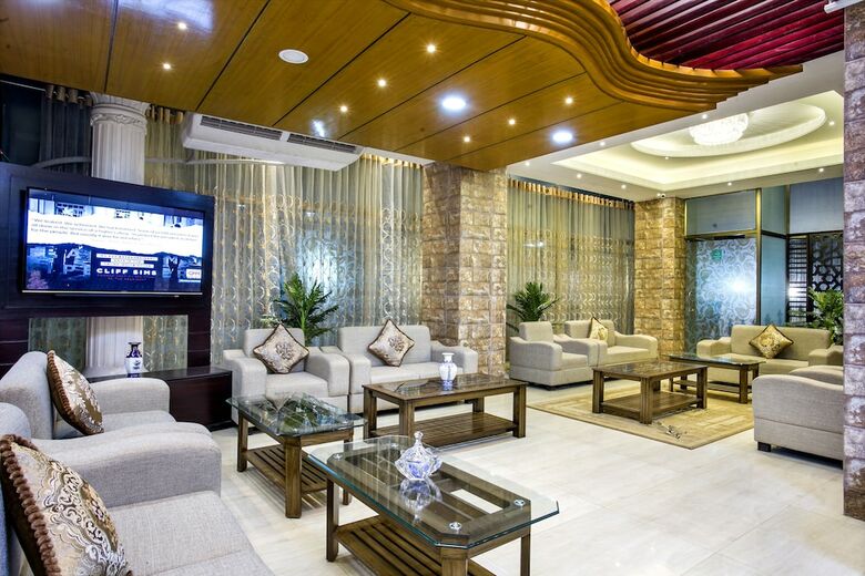 White Palace Hotel