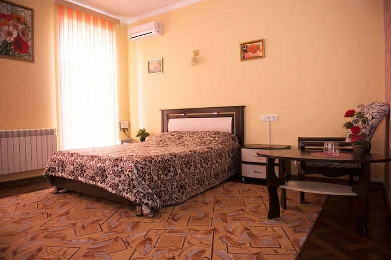 Siyanie Hotel