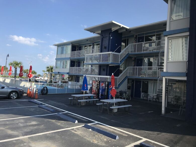 Motel The Atlantic Hotel North